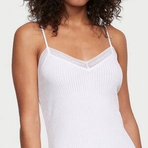Victoria’s Secret Y2K Style Pointelle Lace Trim White Cami Sz M